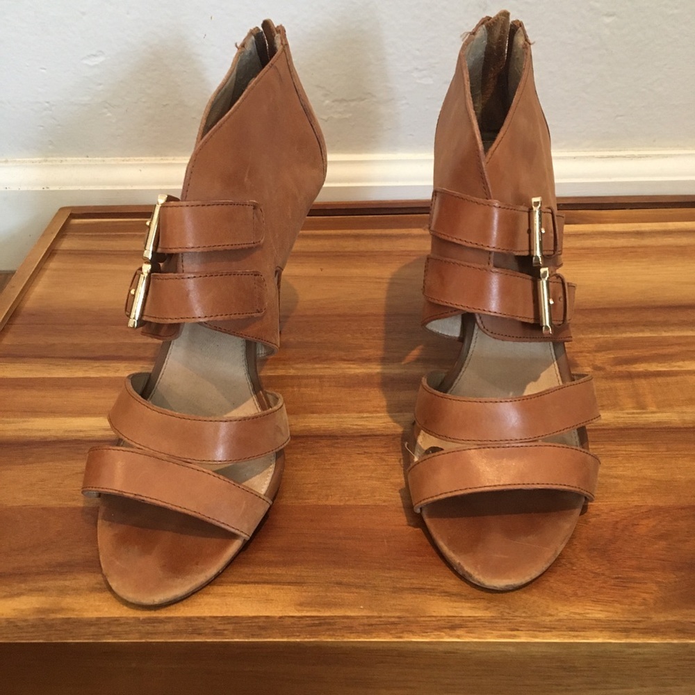 Aldo leather heels